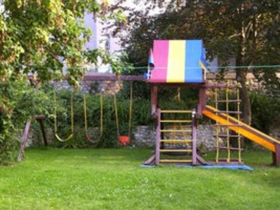 Huge Tenby Pet Friendly House Sleeps 14 מראה חיצוני תמונה